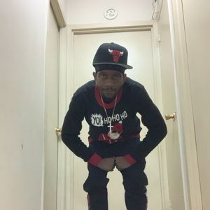 Meet your Posher, Tone